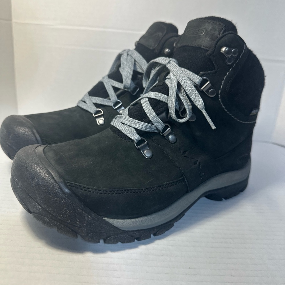 Keen Black and Gray Woman's Boots